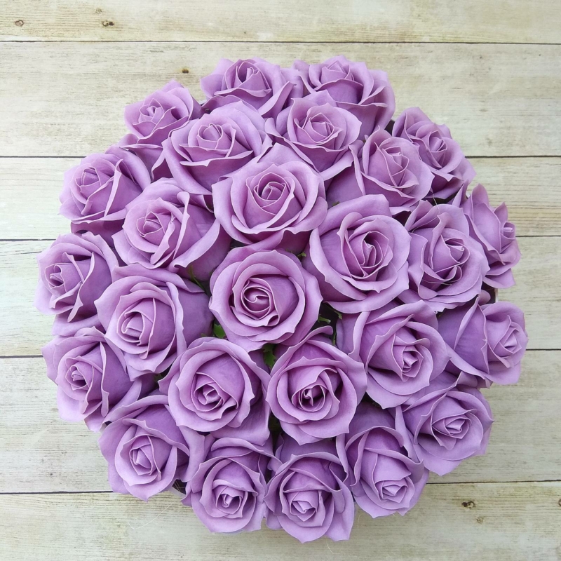 Illatos rózsabox lila - deluxe 26 szálas